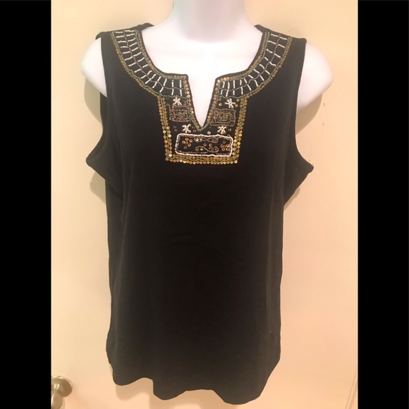 WHITE STAG TEE SHIRT/ TANK WITH GOLD AND WHITE BEADS AND SEQUINS. - Picture 1 of 3